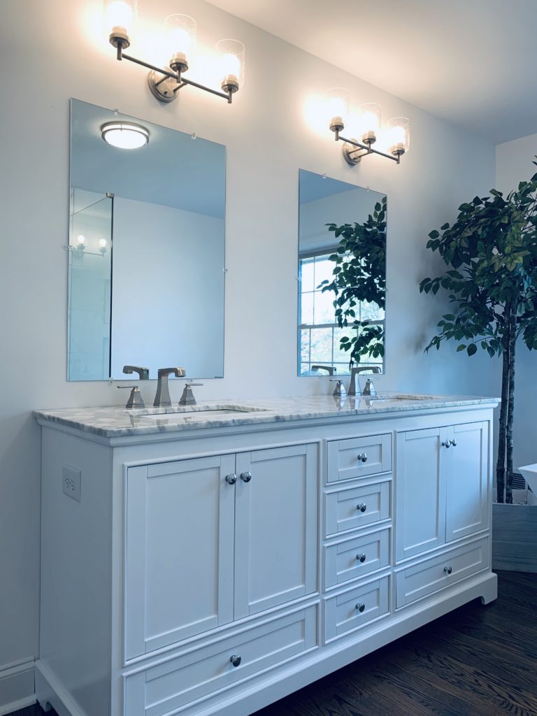 Knollwood Master Bathroom